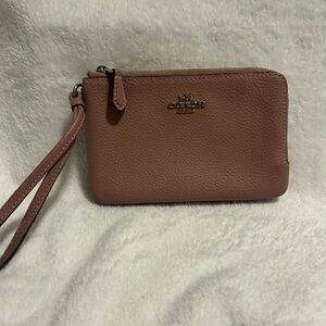 Coach Double Zipper Coach Wristlet